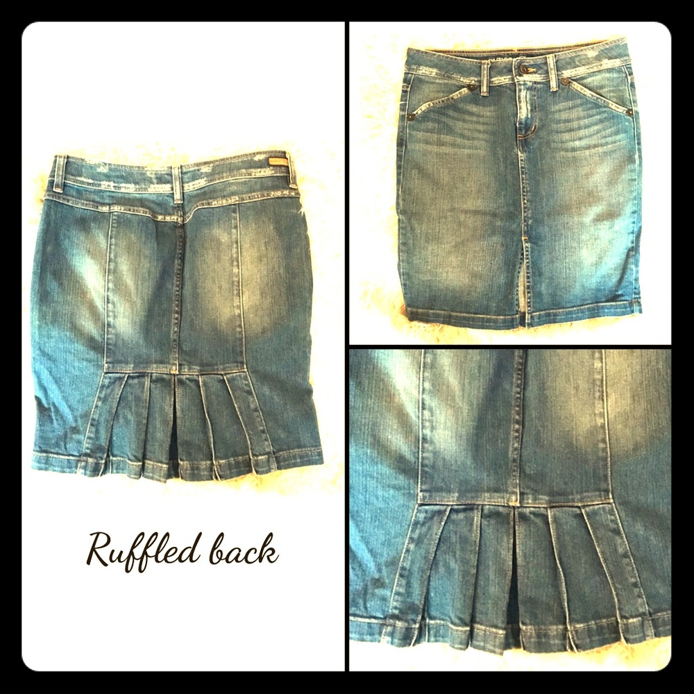 Ruffle Back Denim Skirt